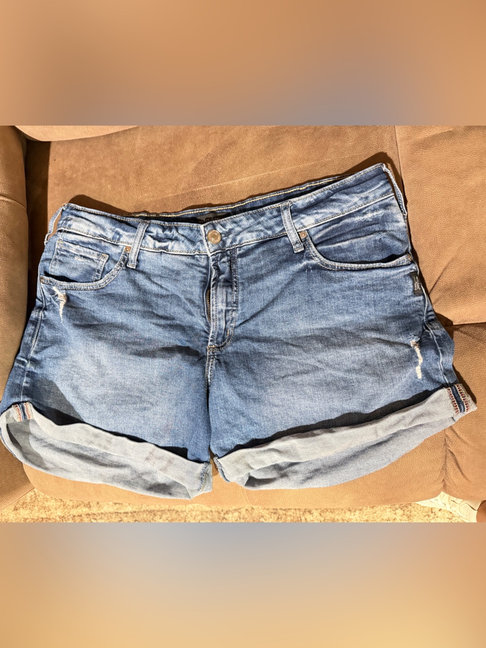 Silver Jeans Light Blue Rolled-Hem Denim Shorts